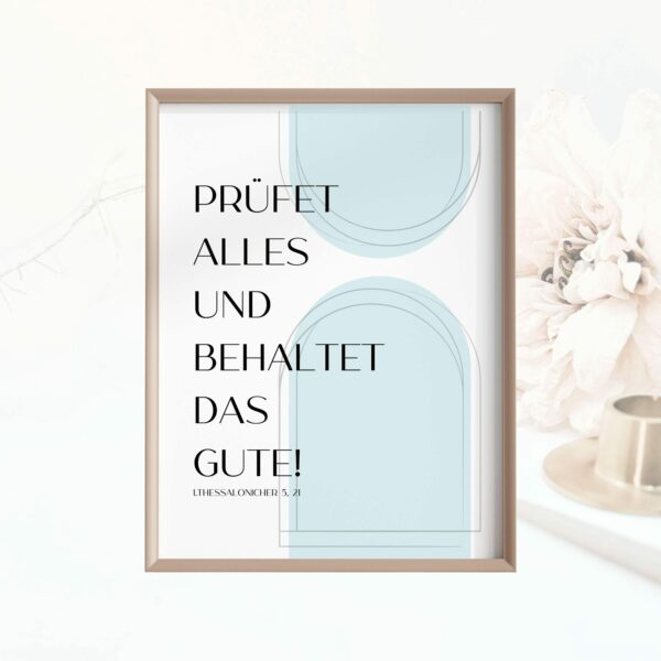 Christliches Posterbild Jahreslosung 2025 Prüfet alles und behaltet das Gute! hellblau