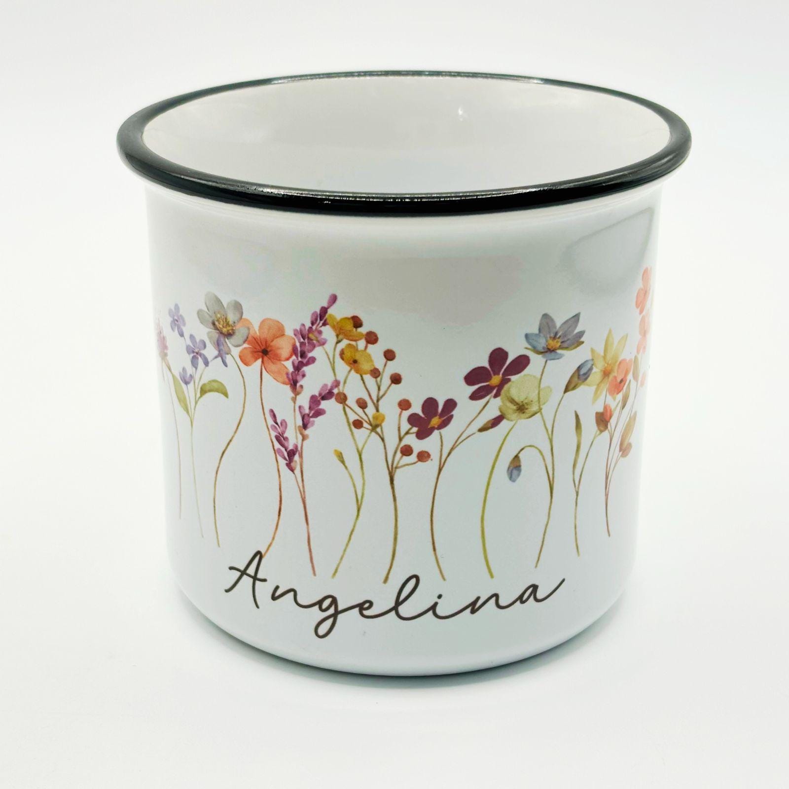 Emaillelook Tasse mit schwarzem Rand Blumen Name Motiv Keramiktasse Geschenk Kaffee Tee Emaille Tasse personalisiert Emailleoptik