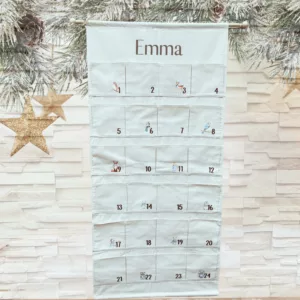 Personalisierter Adventskalender Wandbehang | Winterzauber mit deinem Namen